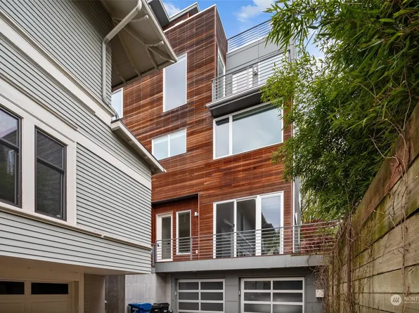 1104 10th Avenue E, Seattle, WA 98102