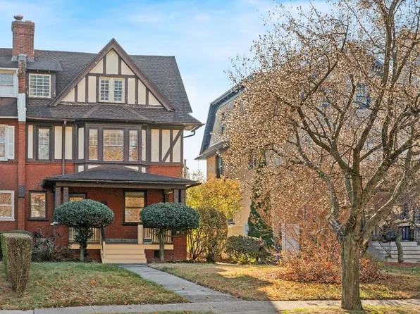 6372 Woodbine Ave, Philadelphia, PA 19151