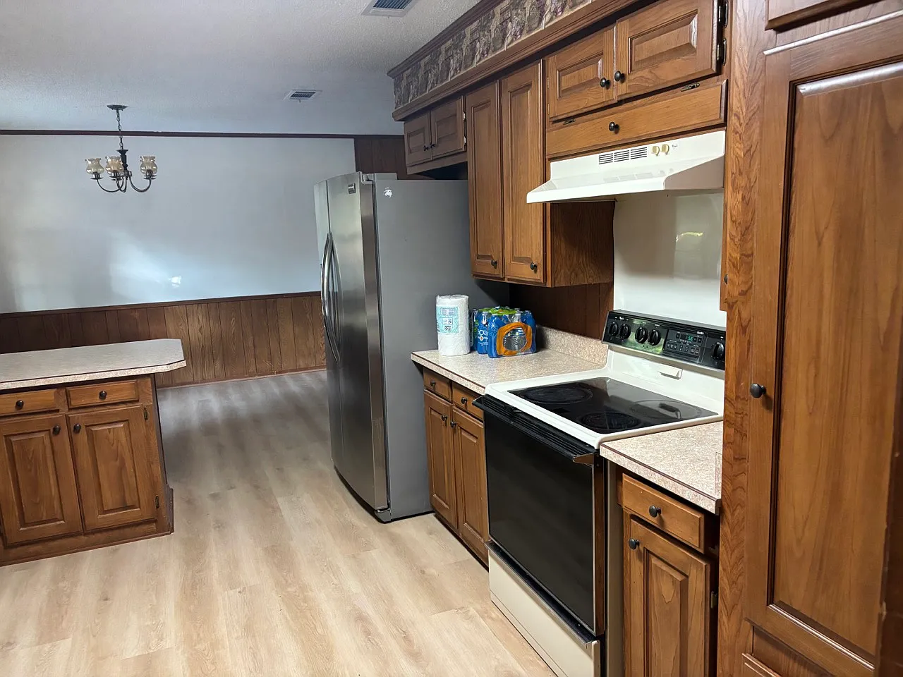 3 bed, 1698 sqft, $1,850 — Photo 2