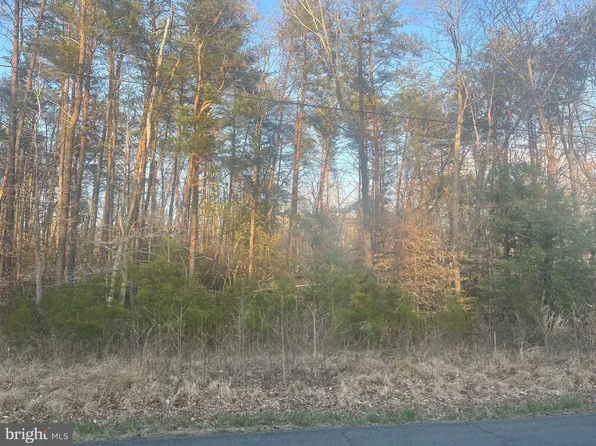 14 Nelson Point Rd #5AC, Indian Head, MD 20640