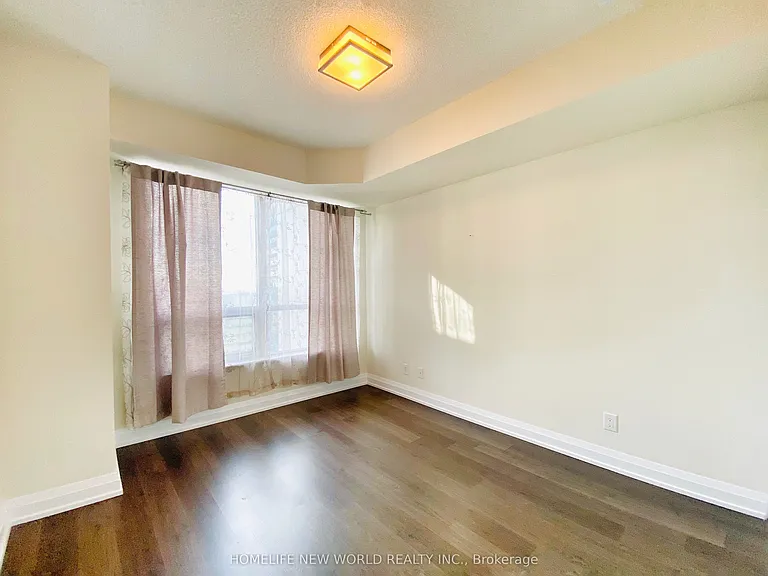 5 Sheppard Ave E #2116 — Photo 10