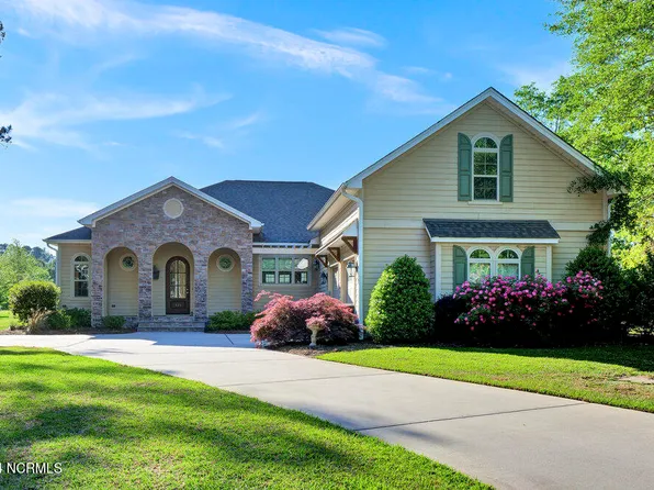 121 Cellars Way, Wallace, NC 28466