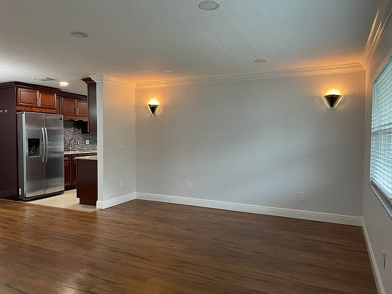 1395 Ambassador Dr — Photo 7