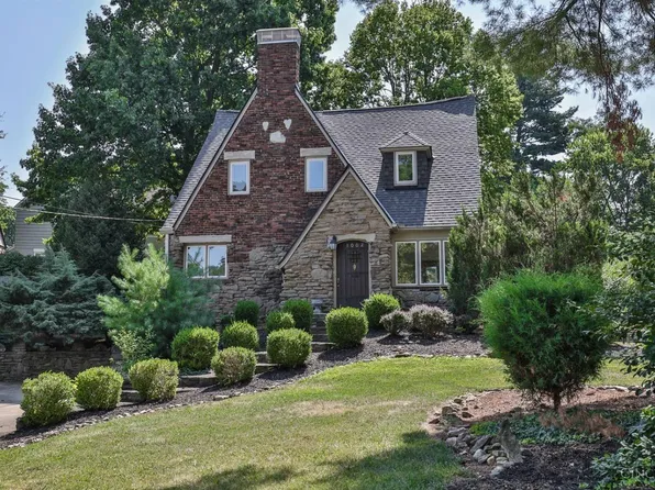 1002 Crest Cir, Cincinnati, OH 45208