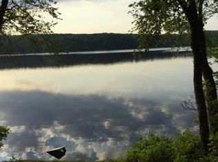 409 Wyassup Rd, North Stonington, CT 06359