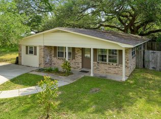 107 Elena Ct, Bay Saint Louis, MS 39520