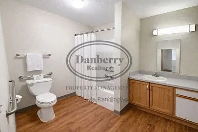 1726 W Market St #D — Photo 5