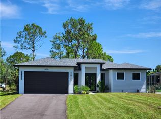 3279 31st Ave NE, Naples, FL 34120