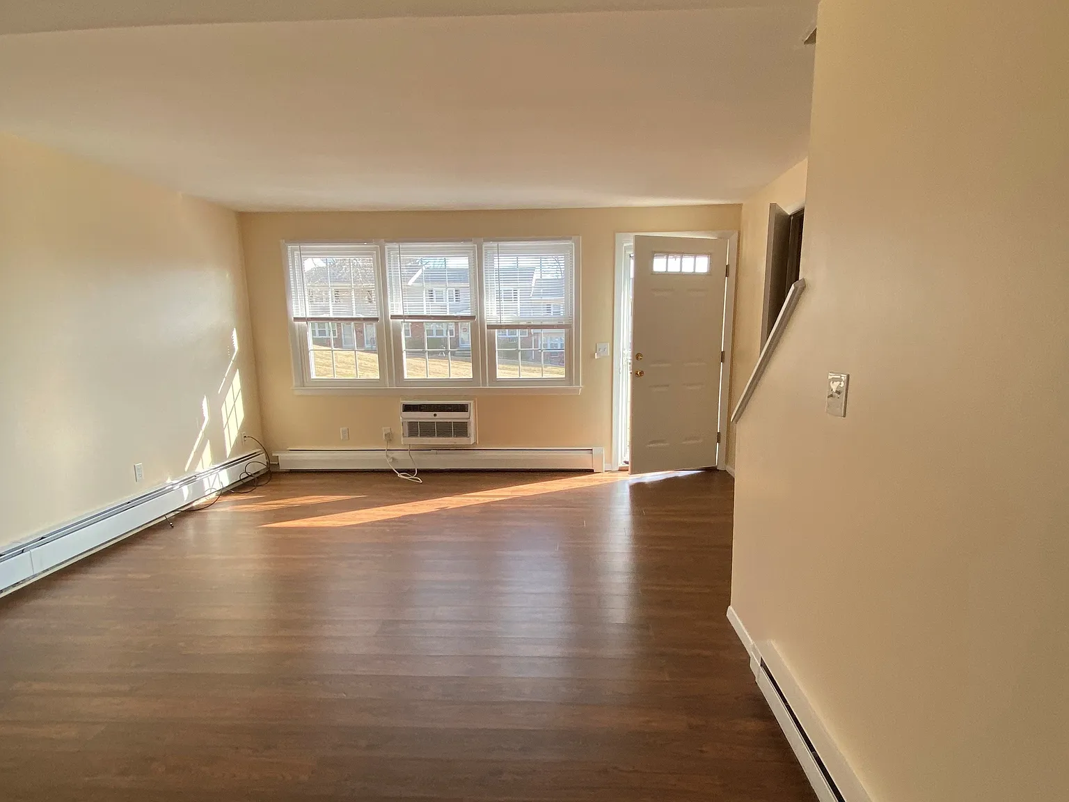 West Hill Apartments — Photo 1