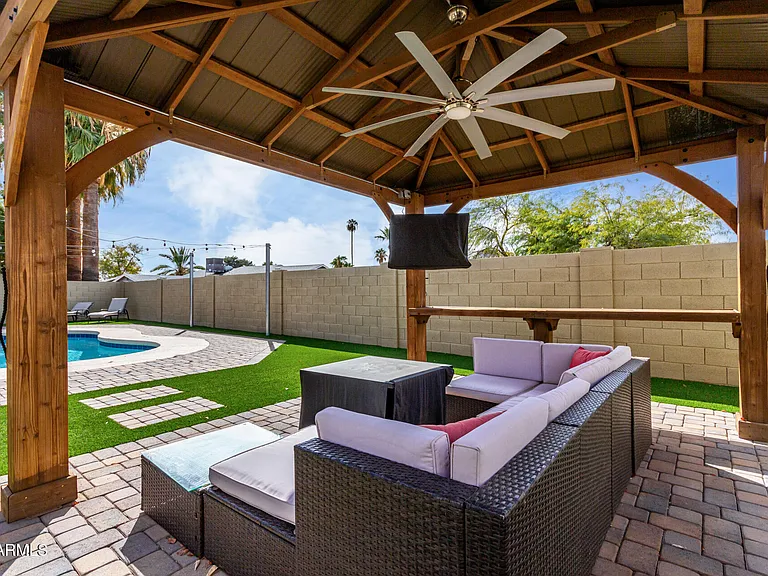 3503 E Campo Bello Dr — Photo 21