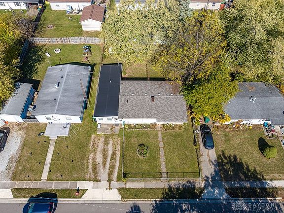 4th image of 323 Galewood Dr
