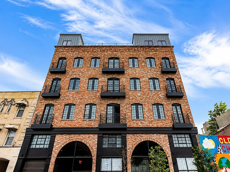 212 N 4th St #2D — Photo 7