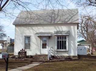321 Blossom St, Lake View, IA 51450