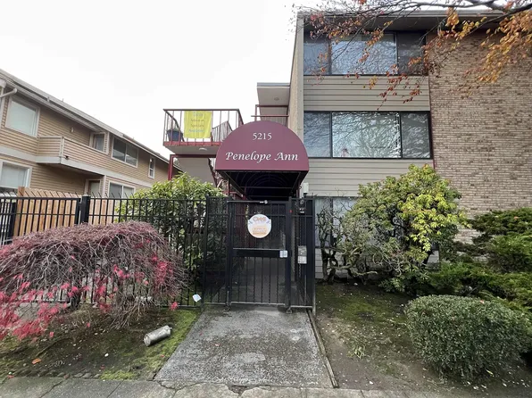 5215 15th Ave NE, Seattle, WA