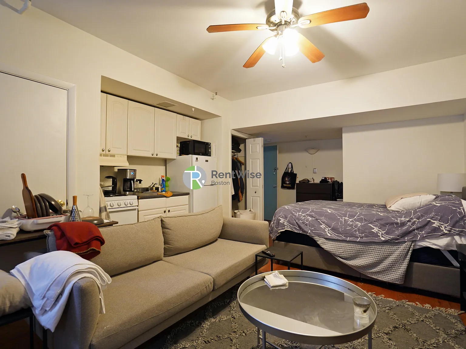 Studio, 1.0 bath, 342 sqft, $2,500 — Photo 4