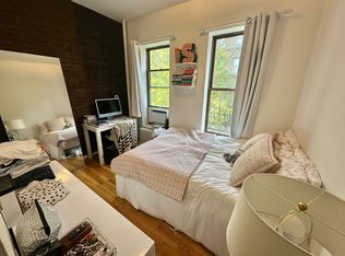 296 W 11th St APT 3W, New York, NY 10014
