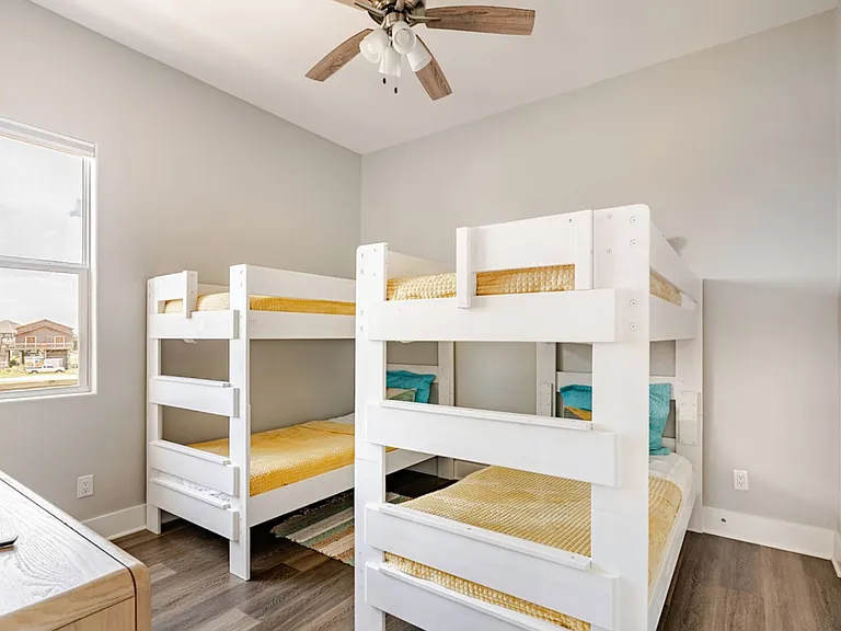 1/2 Johnson Crawford Cir E — Photo 8