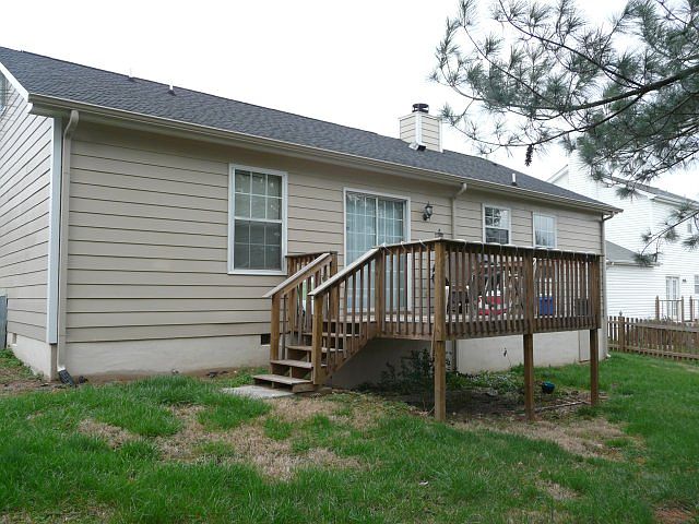 2nd image of 625 Waterford Dr
