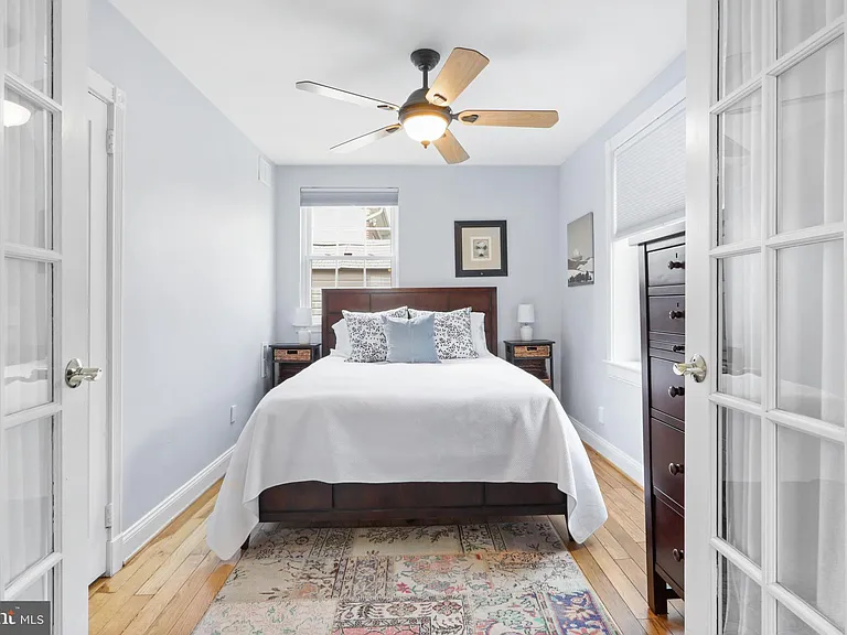 6915 Farragut Ave — Photo 4