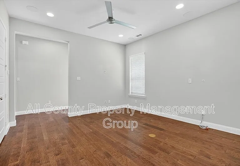6330 Oakbend Cir — Photo 8