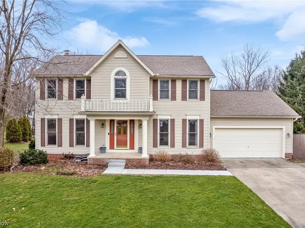 1339 Cherry Wood Way, Uniontown, OH 44685