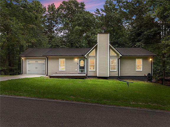 2nd image of 92 Bamby Ln