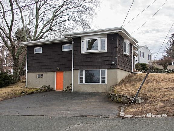 2nd image of 7 Scenic Ave