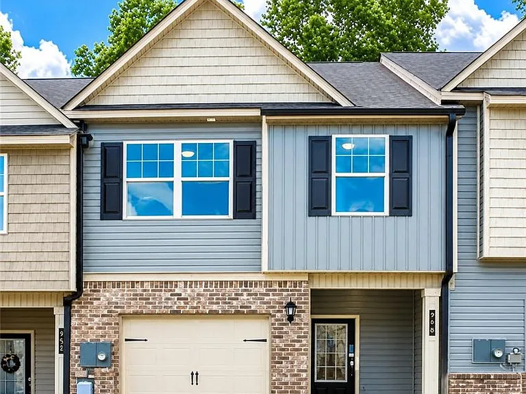 349 Turtle Creek Dr — Photo 1