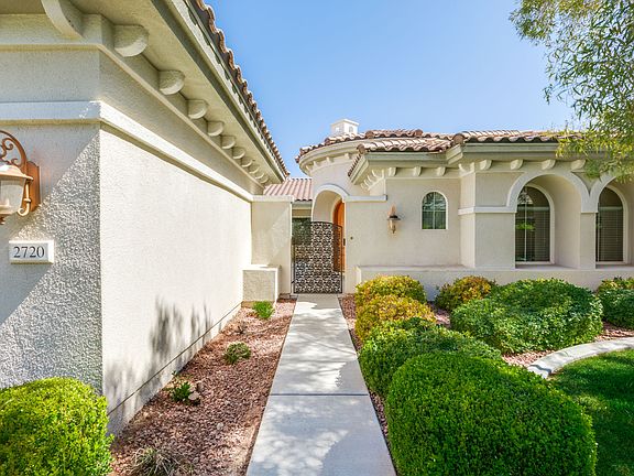 2nd image of 2720 Desert Troon St