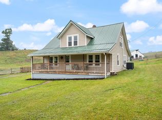 1363 Forest Oak Rd, Woodlawn, VA 24381