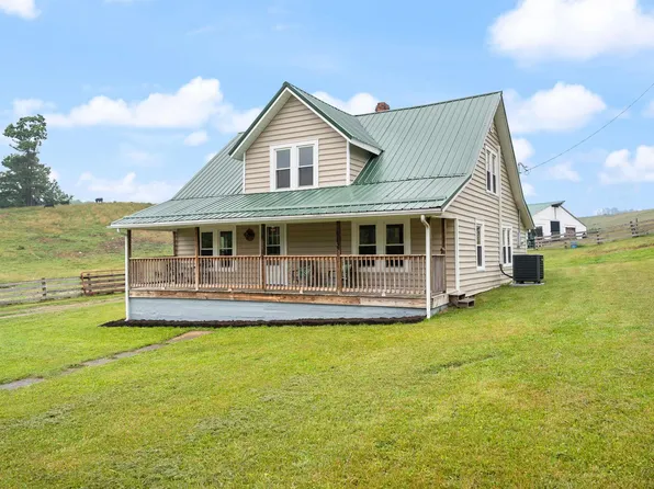 1363 Forest Oak Rd, Woodlawn, VA 24381