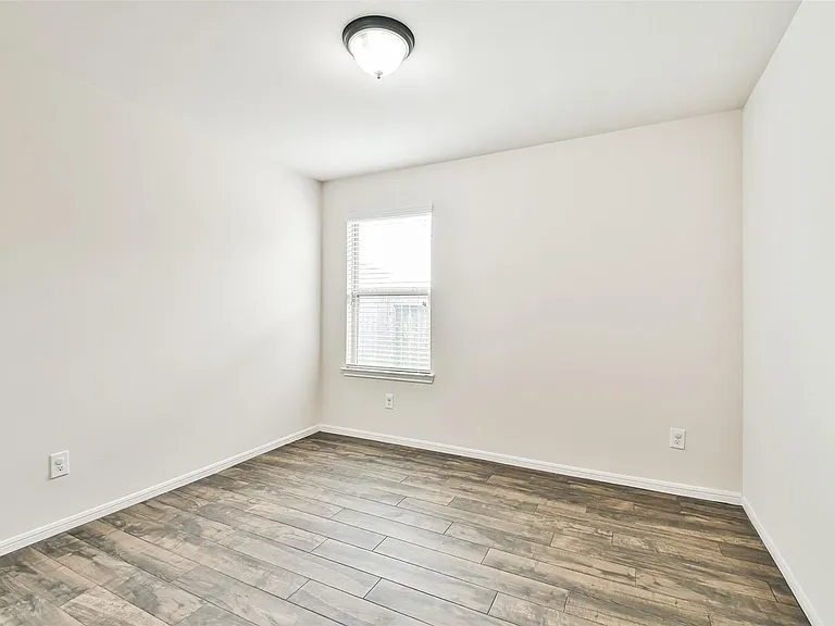 5518 Casa Mila Dr — Photo 17