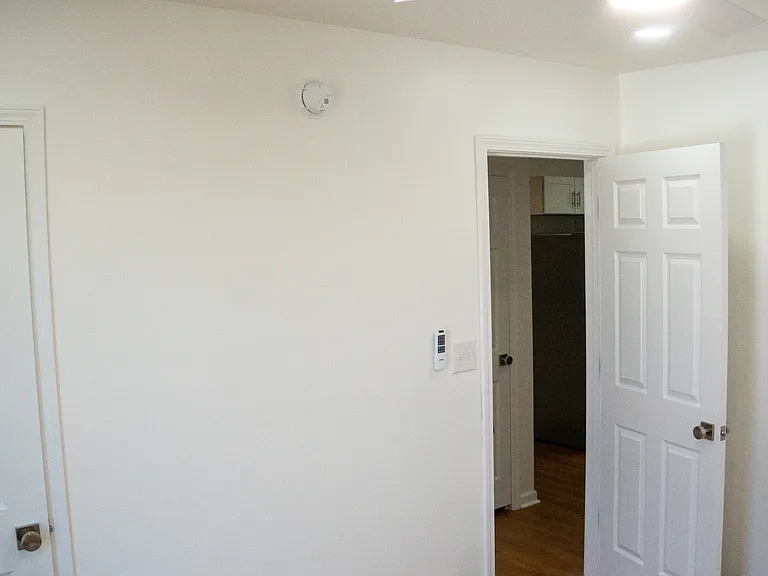 208 Fayette St #4 — Photo 6