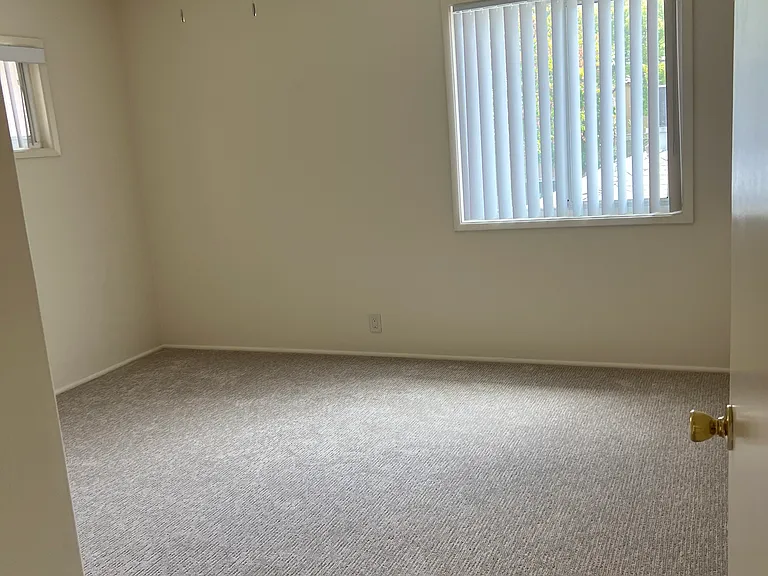 611 E San Jose Ave #D — Photo 10