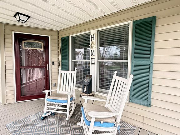 4th image of 708 N Elmer Ave
