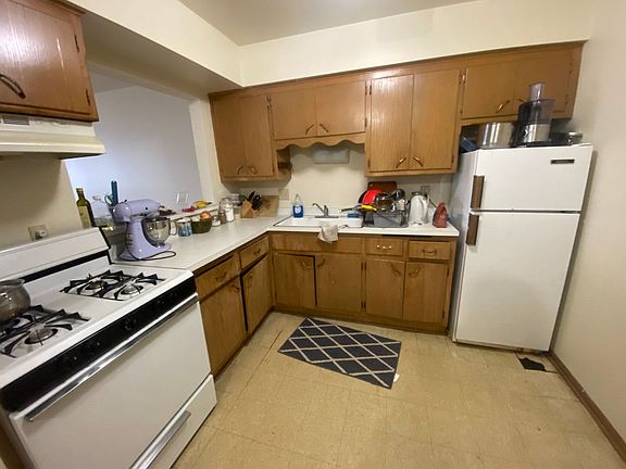 4th image of 2443 N Murray Ave APT 206