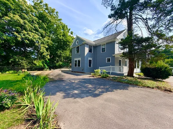 21 Maple St, Arlington, MA 02476