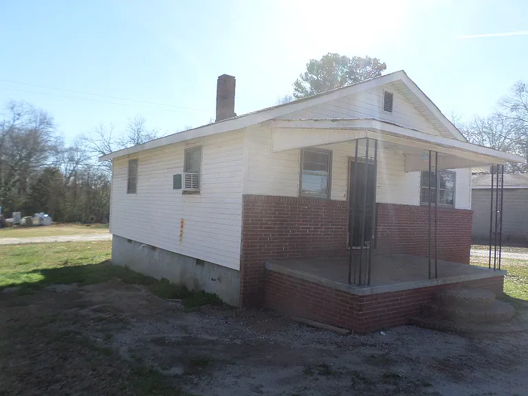 535 Arkwright Dr — Photo 2