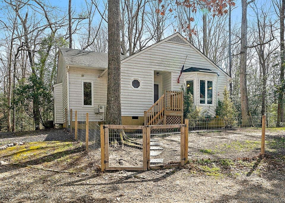 1st image of 551 Turka Dr