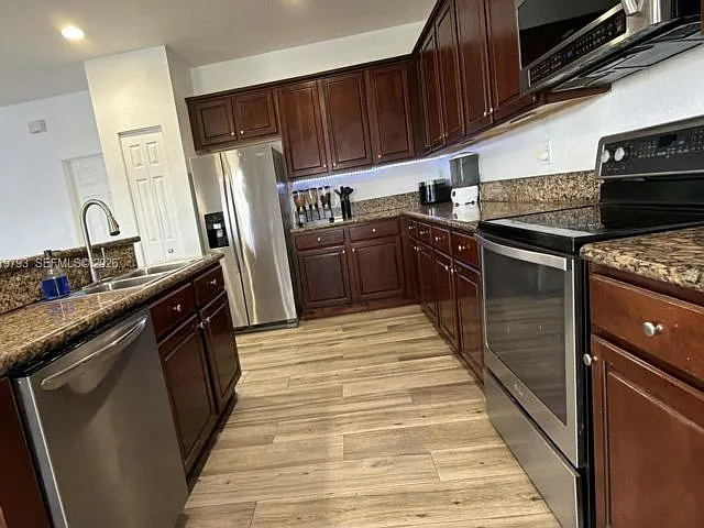 11339 SW 243rd Ter — Photo 11