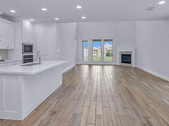 3rd image of 21334 Manatee Rock Ln