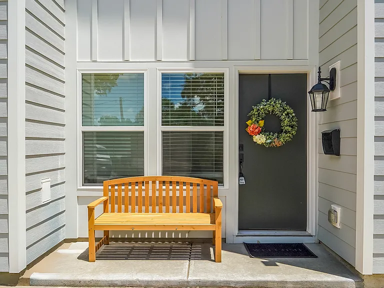 1211 Lomax Ave — Photo 34