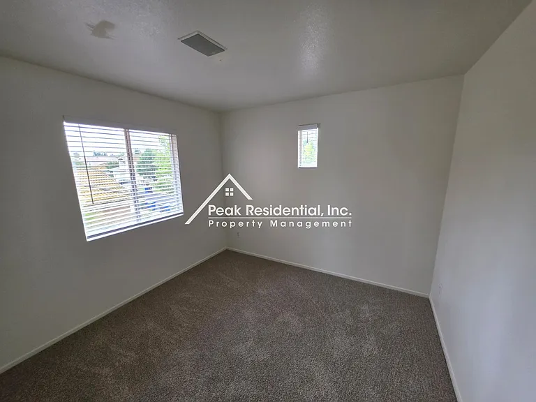 3333 E Island Ct — Photo 20