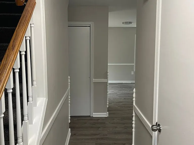 35 Honeysuckle Dr — Photo 5