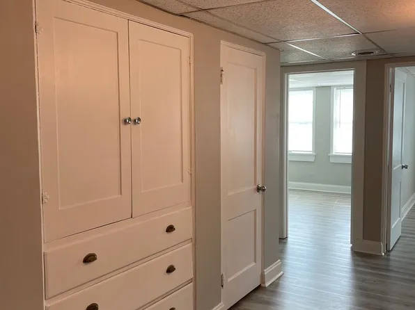 8921 Brecksville Road, 8921 Brecksville Rd #1, Brecksville, OH 44141