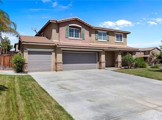 9405 Hampstead Ct, Riverside, CA 92508