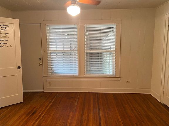 5th image of 2805 S Chestnut St