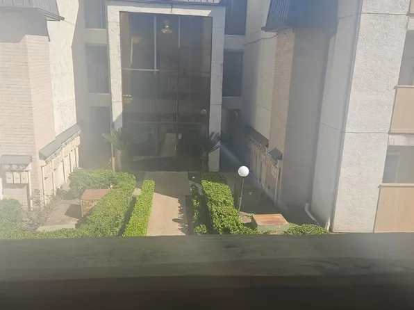 8425 Hearth Dr APT 26, Houston, TX 77054