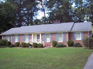 3712 Gloucester Rd, Rocky Mount, NC 27803