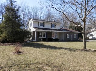 N76W14563 Northpoint Dr, Menomonee Falls, WI 53051